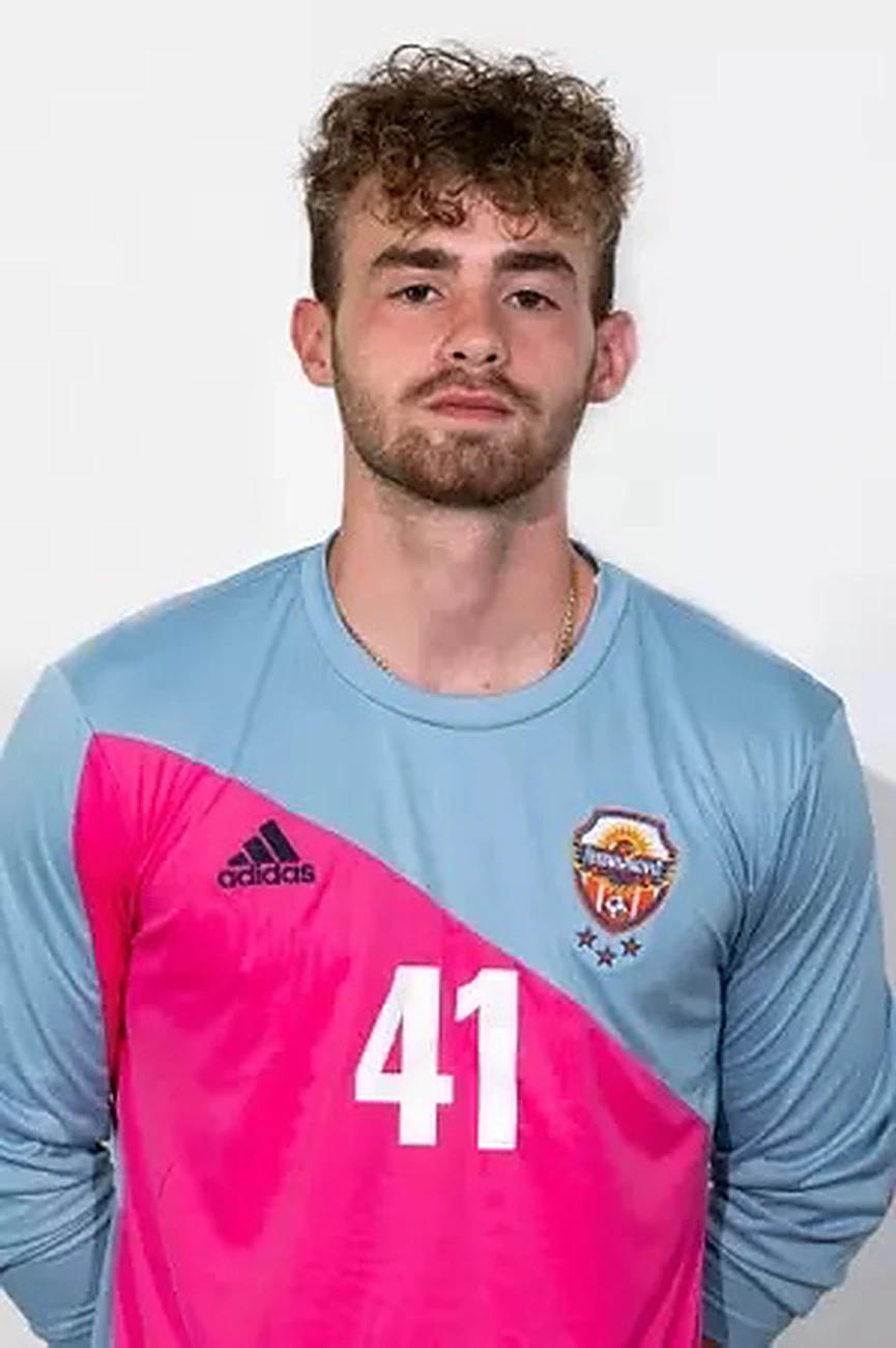 Matteo Swenson signed professionally to Waterside Karori, New Zealand